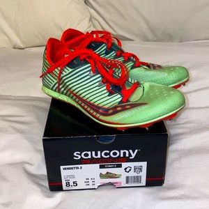 saucony track spikes